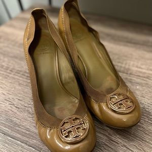 Tory Burch Caroline Wedge
